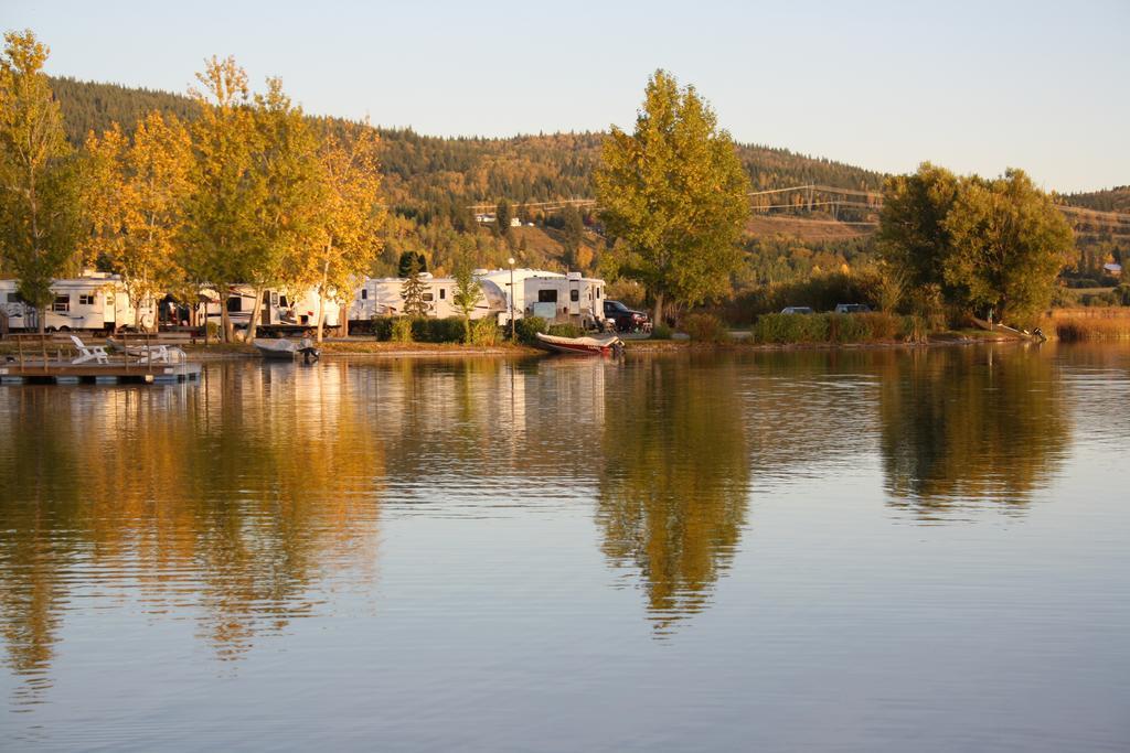 קווסנל Robert'S Roost Rv Park Resort מראה חיצוני תמונה