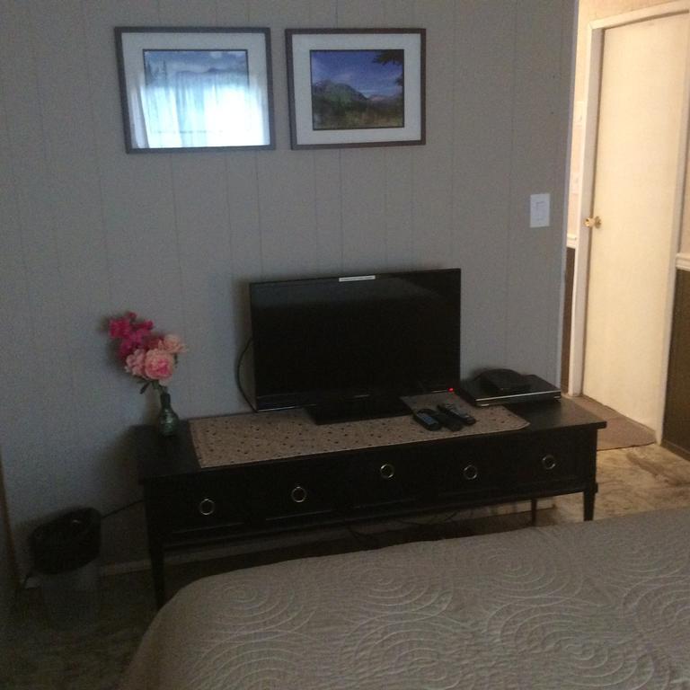 קווסנל Robert'S Roost Rv Park Resort מראה חיצוני תמונה