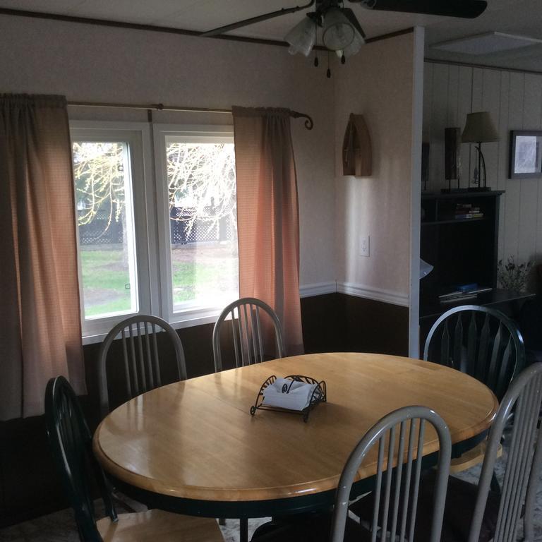 קווסנל Robert'S Roost Rv Park Resort מראה חיצוני תמונה