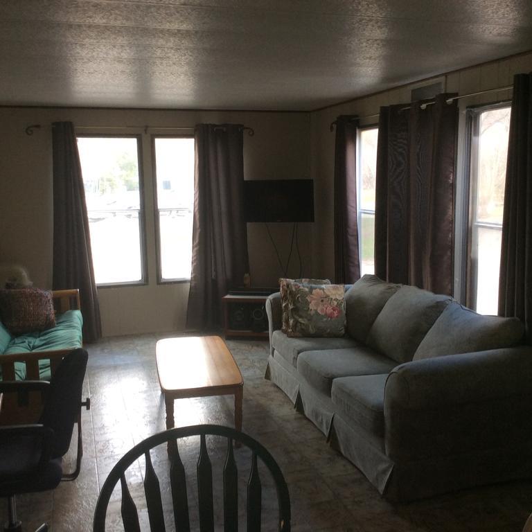 קווסנל Robert'S Roost Rv Park Resort מראה חיצוני תמונה